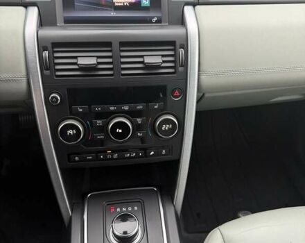 Серый Ленд Ровер Discovery Sport, объемом двигателя 2 л и пробегом 210 тыс. км за 18800 $, фото 11 на Automoto.ua