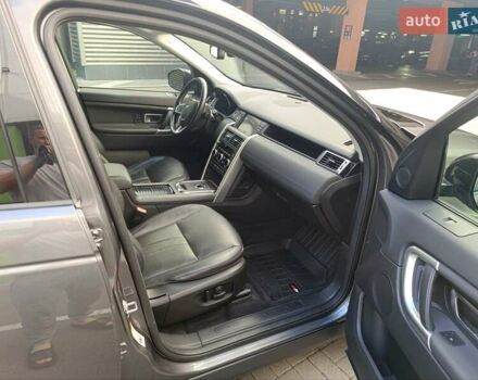Серый Ленд Ровер Discovery Sport, объемом двигателя 2 л и пробегом 93 тыс. км за 22000 $, фото 17 на Automoto.ua