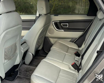 Серый Ленд Ровер Discovery Sport, объемом двигателя 2 л и пробегом 99 тыс. км за 18600 $, фото 7 на Automoto.ua