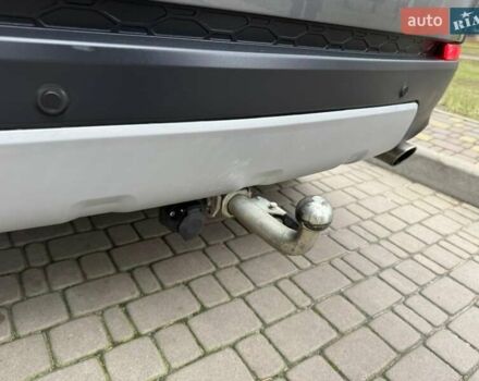 Серый Ленд Ровер Discovery Sport, объемом двигателя 2 л и пробегом 51 тыс. км за 22000 $, фото 33 на Automoto.ua