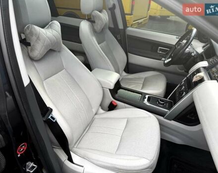 Серый Ленд Ровер Discovery Sport, объемом двигателя 2 л и пробегом 110 тыс. км за 24600 $, фото 22 на Automoto.ua