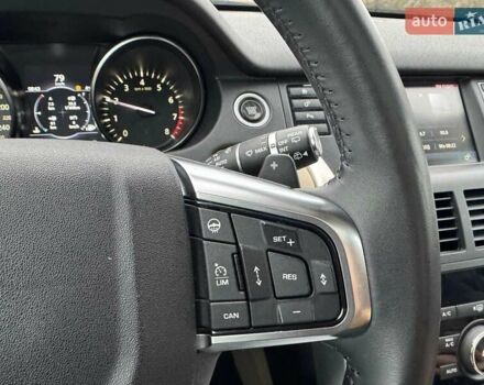 Серый Ленд Ровер Discovery Sport, объемом двигателя 2 л и пробегом 51 тыс. км за 22000 $, фото 36 на Automoto.ua