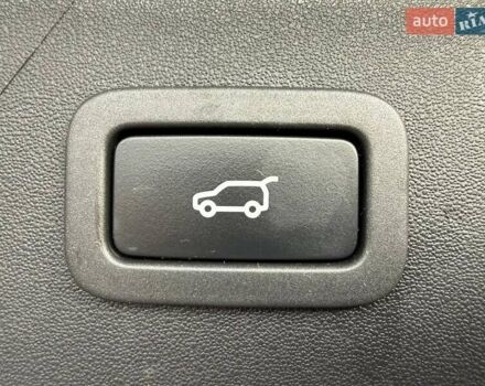 Серый Ленд Ровер Discovery Sport, объемом двигателя 2 л и пробегом 189 тыс. км за 17900 $, фото 38 на Automoto.ua