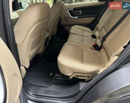Серый Ленд Ровер Discovery Sport, объемом двигателя 2 л и пробегом 51 тыс. км за 22000 $, фото 52 на Automoto.ua