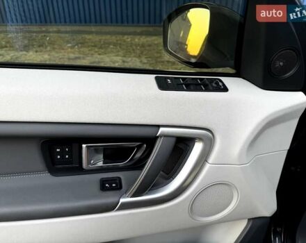 Серый Ленд Ровер Discovery Sport, объемом двигателя 2 л и пробегом 110 тыс. км за 24600 $, фото 12 на Automoto.ua