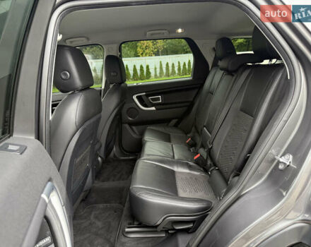 Серый Ленд Ровер Discovery Sport, объемом двигателя 2 л и пробегом 167 тыс. км за 16999 $, фото 16 на Automoto.ua