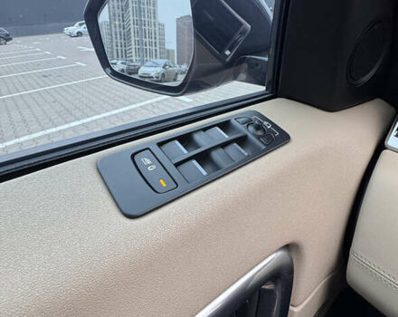 Серый Ленд Ровер Discovery Sport, объемом двигателя 2 л и пробегом 108 тыс. км за 25000 $, фото 24 на Automoto.ua