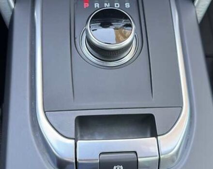 Серый Ленд Ровер Discovery Sport, объемом двигателя 2 л и пробегом 58 тыс. км за 23500 $, фото 27 на Automoto.ua