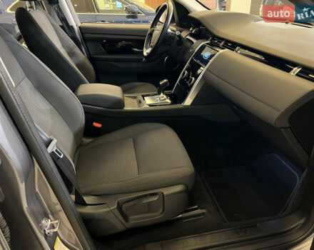 Сірий Ленд Ровер Discovery Sport, об'ємом двигуна 2 л та пробігом 39 тис. км за 29900 $, фото 7 на Automoto.ua