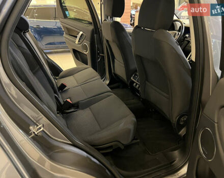 Сірий Ленд Ровер Discovery Sport, об'ємом двигуна 2 л та пробігом 39 тис. км за 29900 $, фото 13 на Automoto.ua