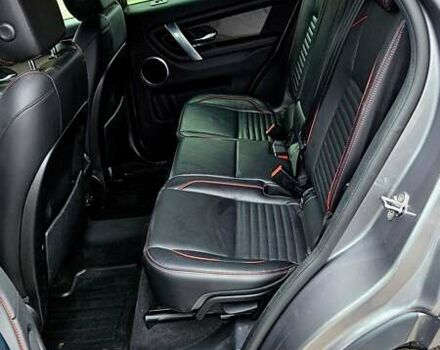 Сірий Ленд Ровер Discovery Sport, об'ємом двигуна 2 л та пробігом 26 тис. км за 30700 $, фото 11 на Automoto.ua