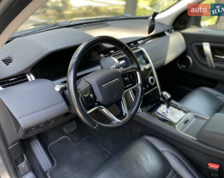 Серый Ленд Ровер Discovery Sport, объемом двигателя 2 л и пробегом 80 тыс. км за 30999 $, фото 29 на Automoto.ua