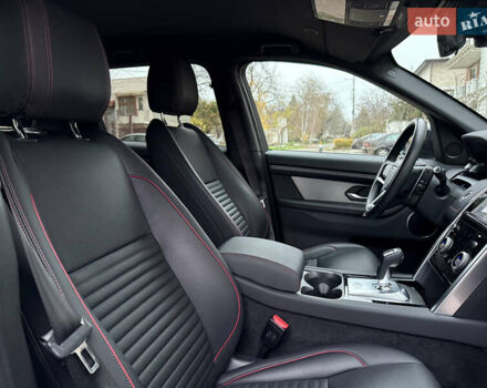 Серый Ленд Ровер Discovery Sport, объемом двигателя 2 л и пробегом 45 тыс. км за 45000 $, фото 10 на Automoto.ua