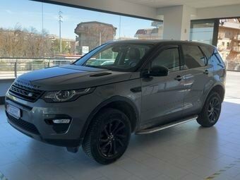 Серый Ленд Ровер Discovery Sport, объемом двигателя 2 л и пробегом 167 тыс. км за 18500 $, фото 1 на Automoto.ua