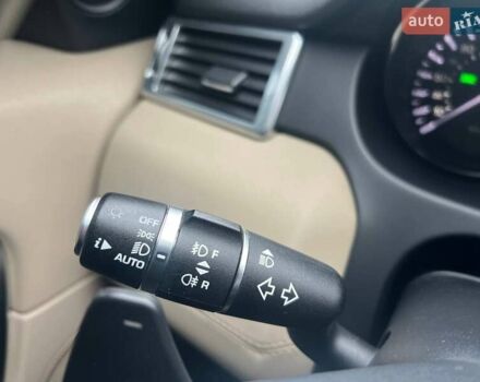 Синий Ленд Ровер Discovery Sport, объемом двигателя 2 л и пробегом 139 тыс. км за 14700 $, фото 24 на Automoto.ua