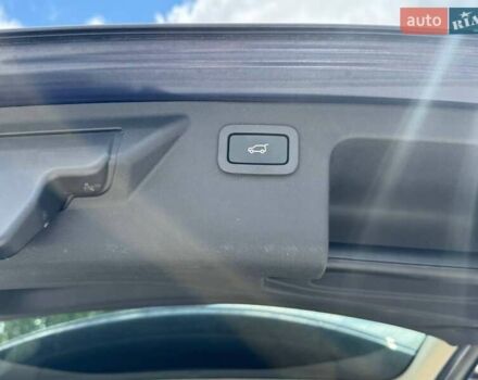 Синий Ленд Ровер Discovery Sport, объемом двигателя 2 л и пробегом 133 тыс. км за 19500 $, фото 14 на Automoto.ua