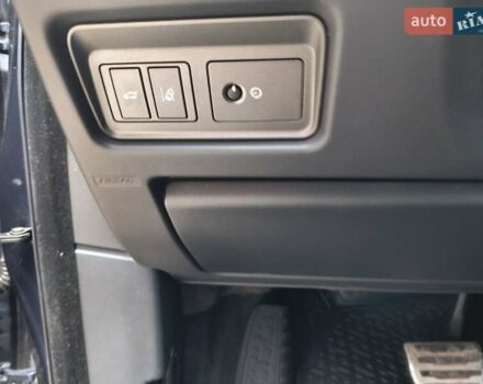 Синий Ленд Ровер Discovery Sport, объемом двигателя 2 л и пробегом 115 тыс. км за 22500 $, фото 32 на Automoto.ua