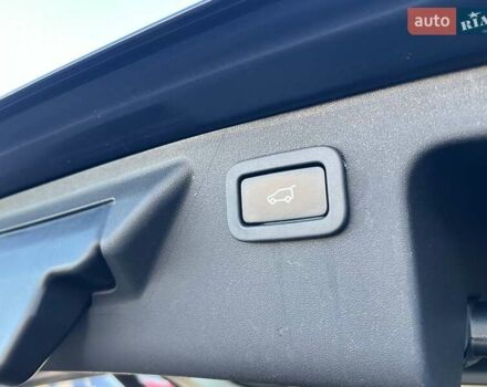 Синий Ленд Ровер Discovery Sport, объемом двигателя 2 л и пробегом 195 тыс. км за 10600 $, фото 30 на Automoto.ua