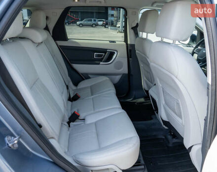 Синий Ленд Ровер Discovery Sport, объемом двигателя 2 л и пробегом 117 тыс. км за 22000 $, фото 21 на Automoto.ua