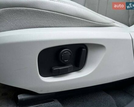 Синий Ленд Ровер Discovery Sport, объемом двигателя 2 л и пробегом 123 тыс. км за 20990 $, фото 21 на Automoto.ua