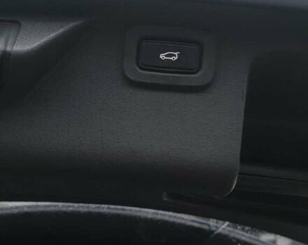 Синий Ленд Ровер Discovery Sport, объемом двигателя 2 л и пробегом 81 тыс. км за 27000 $, фото 22 на Automoto.ua