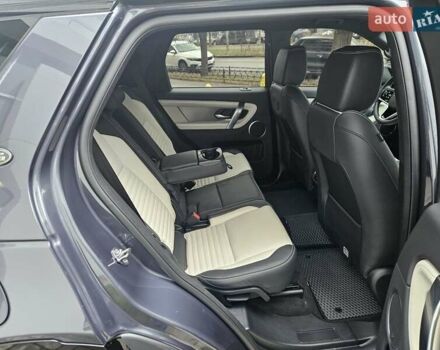 Синий Ленд Ровер Discovery Sport, объемом двигателя 2 л и пробегом 15 тыс. км за 51890 $, фото 34 на Automoto.ua
