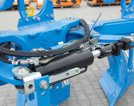 Синий Лемкен Джувел, объемом двигателя 0 л и пробегом 0 тыс. км за 38235 $, фото 5 на Automoto.ua