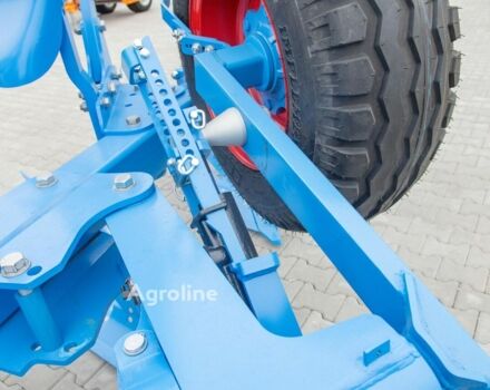 Синий Лемкен Джувел, объемом двигателя 0 л и пробегом 0 тыс. км за 38235 $, фото 9 на Automoto.ua