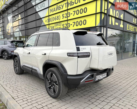 Белый Леопард 3, объемом двигателя 0 л и пробегом 1 тыс. км за 28500 $, фото 3 на Automoto.ua