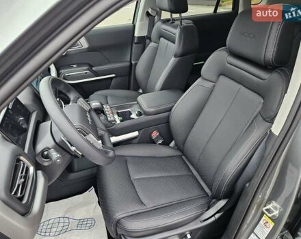 Леопард 3 2025 у Києві на Automoto.ua Зелений Леопард 3, об'ємом двигуна 0 л та пробігом 1 тис. км за 28250 $, фото 32 на Automoto.ua