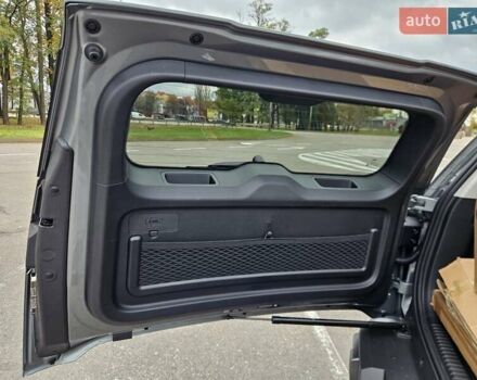 Леопард 3 2025 у Києві на Automoto.ua Зелений Леопард 3, об'ємом двигуна 0 л та пробігом 1 тис. км за 28250 $, фото 42 на Automoto.ua