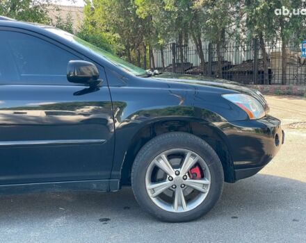 Черный Лексус 6510, объемом двигателя 3.3 л и пробегом 261 тыс. км за 11990 $, фото 3 на Automoto.ua