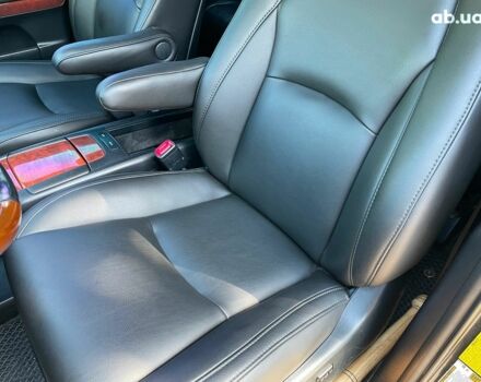 Черный Лексус 6510, объемом двигателя 3.3 л и пробегом 261 тыс. км за 11990 $, фото 16 на Automoto.ua