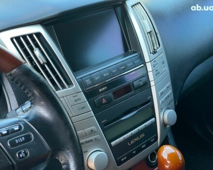 Черный Лексус 6510, объемом двигателя 3.3 л и пробегом 261 тыс. км за 11990 $, фото 21 на Automoto.ua