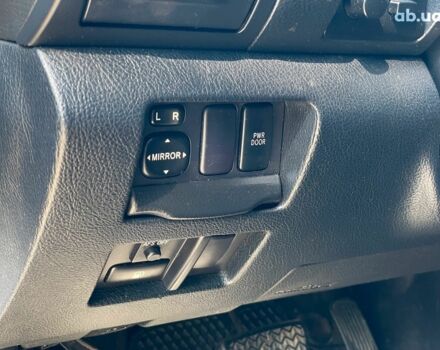 Черный Лексус 6510, объемом двигателя 3.3 л и пробегом 261 тыс. км за 11990 $, фото 18 на Automoto.ua