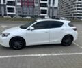 Белый Лексус СТ, объемом двигателя 1.8 л и пробегом 170 тыс. км за 12500 $, фото 3 на Automoto.ua