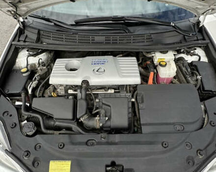 Лексус СТ 2011 в Киеве на Automoto.ua Белый Лексус СТ, объемом двигателя 1.8 л и пробегом 218 тыс. км за 10500 $, фото 9 на Automoto.ua