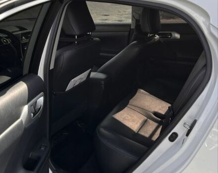 Белый Лексус СТ, объемом двигателя 1.8 л и пробегом 257 тыс. км за 14999 $, фото 15 на Automoto.ua