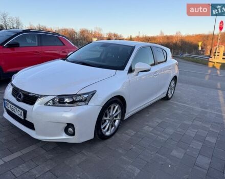 Белый Лексус СТ, объемом двигателя 1.8 л и пробегом 205 тыс. км за 12600 $, фото 5 на Automoto.ua