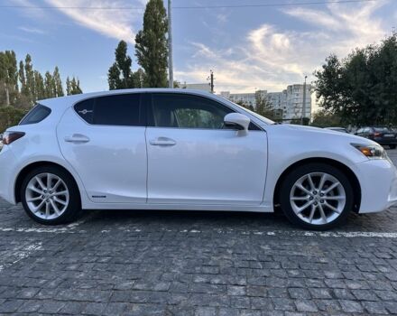 Білий Лексус СТ, об'ємом двигуна 1.8 л та пробігом 270 тис. км за 11250 $, фото 7 на Automoto.ua