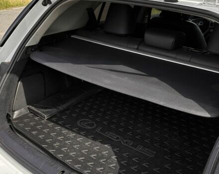 Белый Лексус СТ, объемом двигателя 1.8 л и пробегом 257 тыс. км за 14999 $, фото 19 на Automoto.ua