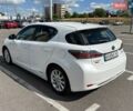 Белый Лексус СТ, объемом двигателя 1.8 л и пробегом 279 тыс. км за 12000 $, фото 2 на Automoto.ua