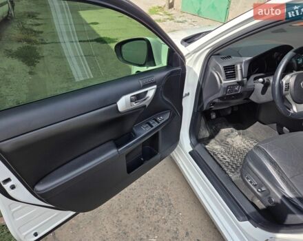 Білий Лексус СТ, об'ємом двигуна 1.8 л та пробігом 200 тис. км за 12500 $, фото 9 на Automoto.ua