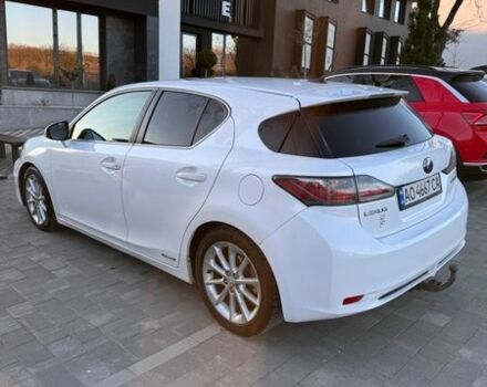 Белый Лексус СТ, объемом двигателя 1.8 л и пробегом 205 тыс. км за 12600 $, фото 13 на Automoto.ua