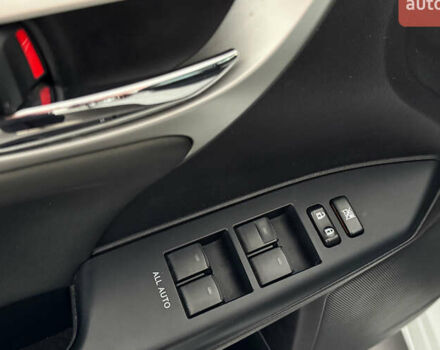 Білий Лексус СТ, об'ємом двигуна 1.8 л та пробігом 146 тис. км за 12600 $, фото 21 на Automoto.ua