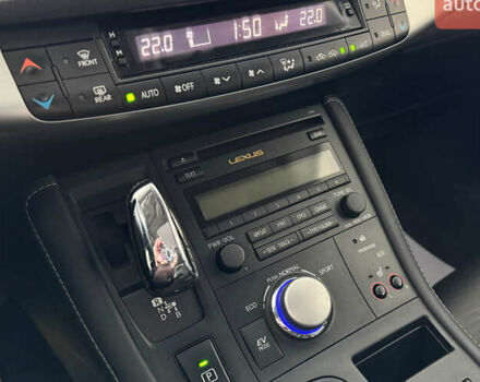 Білий Лексус СТ, об'ємом двигуна 1.8 л та пробігом 146 тис. км за 12600 $, фото 14 на Automoto.ua