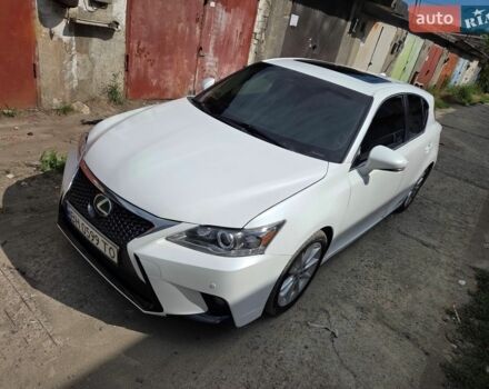 Білий Лексус СТ, об'ємом двигуна 1.8 л та пробігом 200 тис. км за 12500 $, фото 8 на Automoto.ua