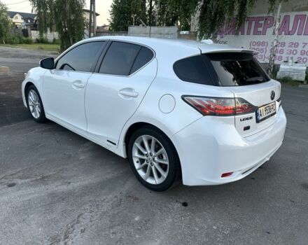 Белый Лексус СТ, объемом двигателя 1.8 л и пробегом 286 тыс. км за 12500 $, фото 2 на Automoto.ua