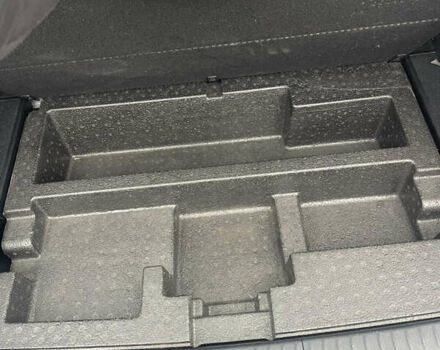 Белый Лексус СТ, объемом двигателя 1.8 л и пробегом 285 тыс. км за 11950 $, фото 14 на Automoto.ua