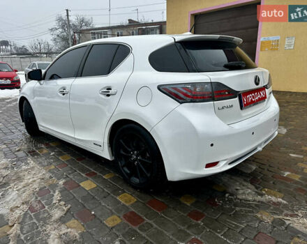 Белый Лексус СТ, объемом двигателя 1.8 л и пробегом 302 тыс. км за 13200 $, фото 5 на Automoto.ua